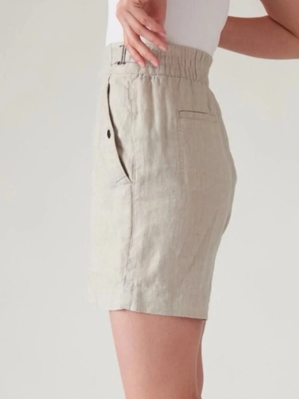 Athleta Voyager 100% Linen Shorts Women's size 8 in Beige